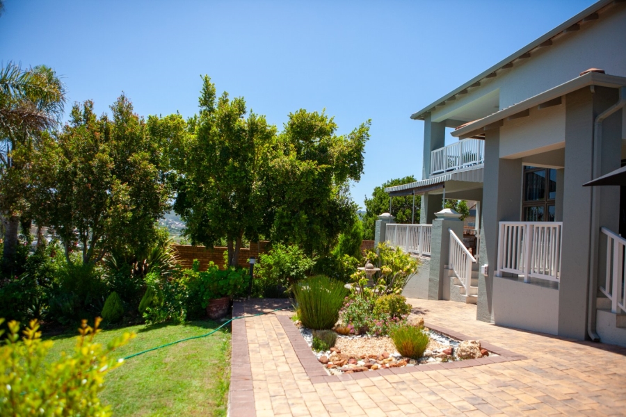 3 Bedroom Property for Sale in Bergsig Western Cape